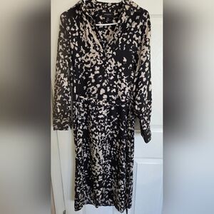 Banana Republic Monochrome Abstract Dress